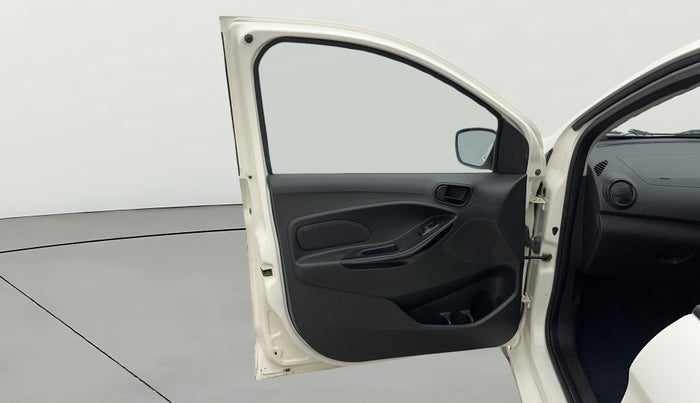 2021 Ford New Figo TITANIUM 1.2 PETROL MT, Petrol, Manual, 20,774 km, LHS Front Door