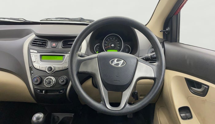 2014 Hyundai Eon SPORTZ, Petrol, Manual, 28,305 km, Steering Wheel Close Up