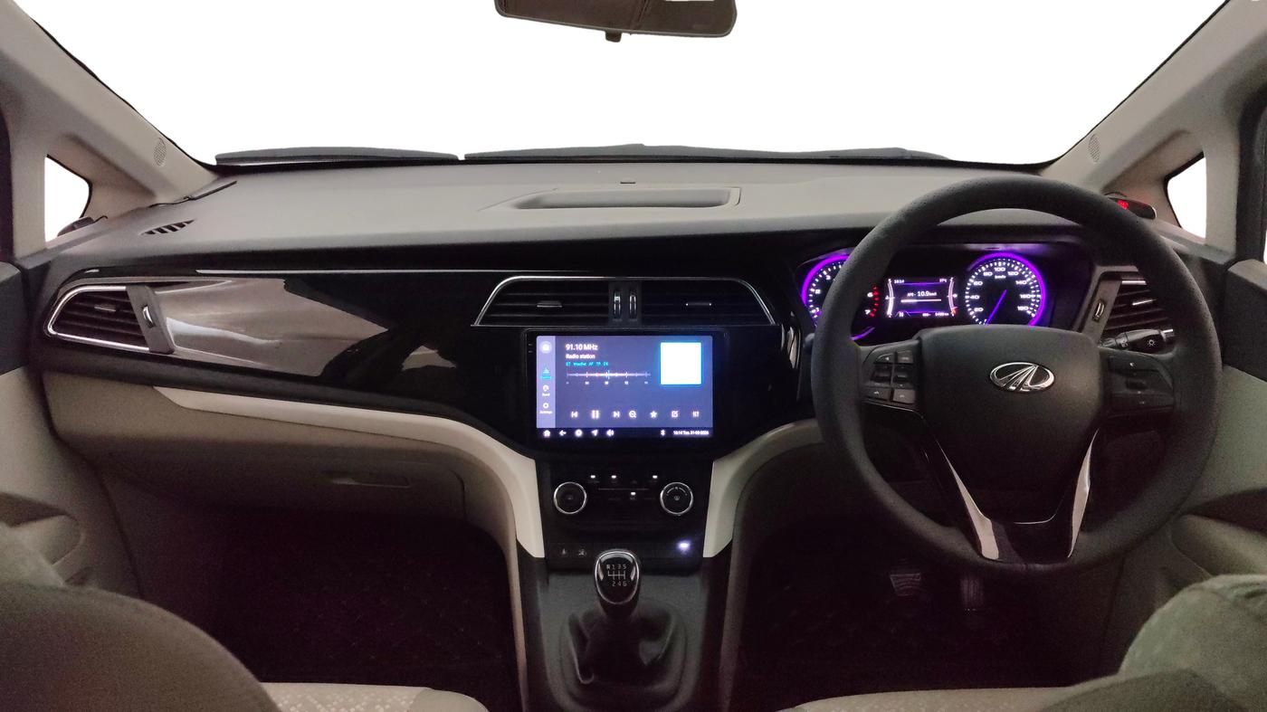 2025 Mahindra MARAZZO M 6 + 8 STR, Diesel, Manual, 5,480 km, Dashboard