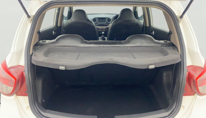 2017 Hyundai Grand i10 SPORTZ (O) 1.2 KAPPA VTVT, Petrol, Manual, 25,181 km, Boot Open Zoomed View