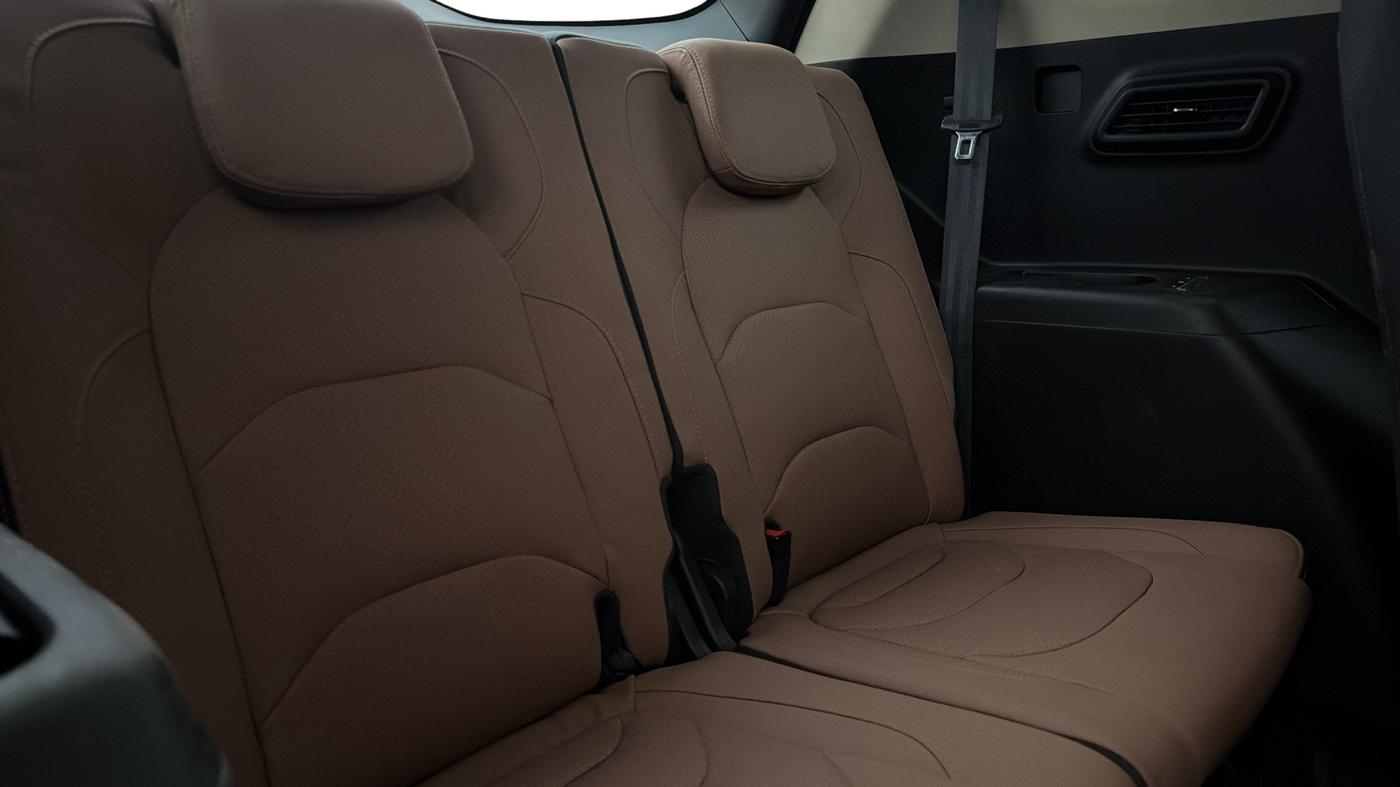 2023 MG HECTOR PLUS SAVVY PRO 1.5 TURBO CVT 6 STR, Petrol, Automatic, 15,647 km, Third Seat Row ( optional )