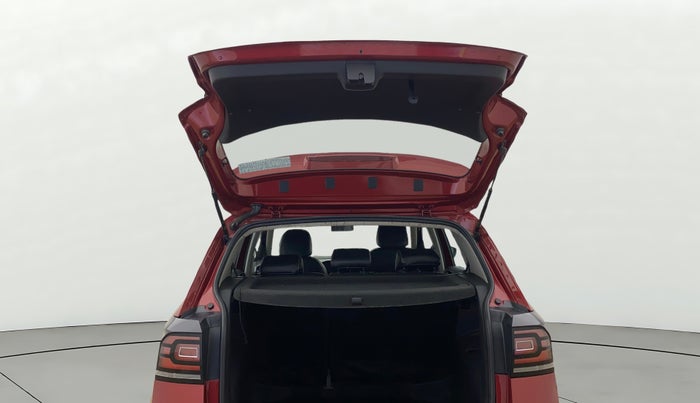 2022 Volkswagen TAIGUN HIGHLINE 1.0 TSI MT, Petrol, Manual, 52,887 km, Boot Door Open