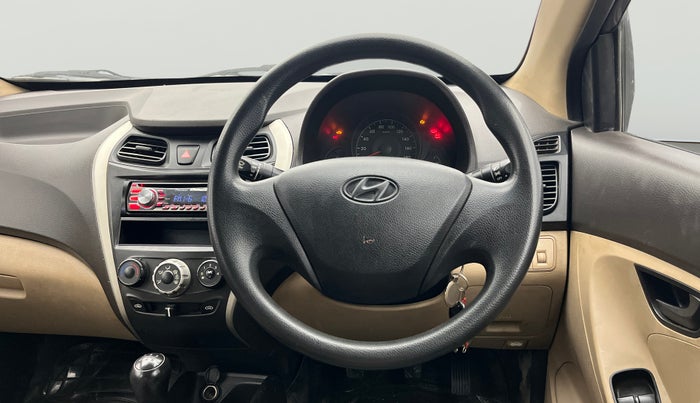 2015 Hyundai Eon ERA +, Petrol, Manual, 58,249 km, Steering Wheel Close Up