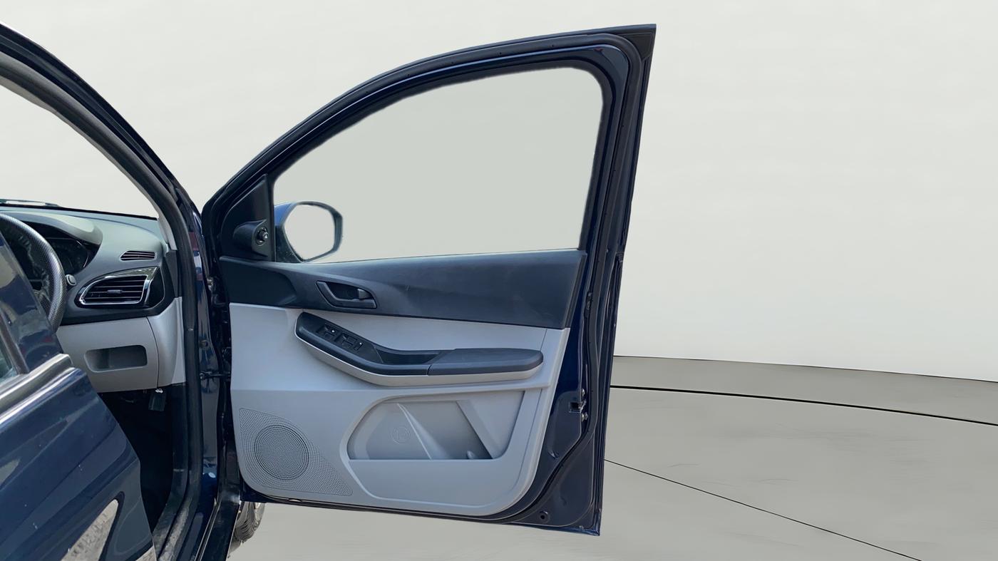 2021 Tata Tiago XT (O) PETROL, Petrol, Manual, 20,725 km, RHS Front Door