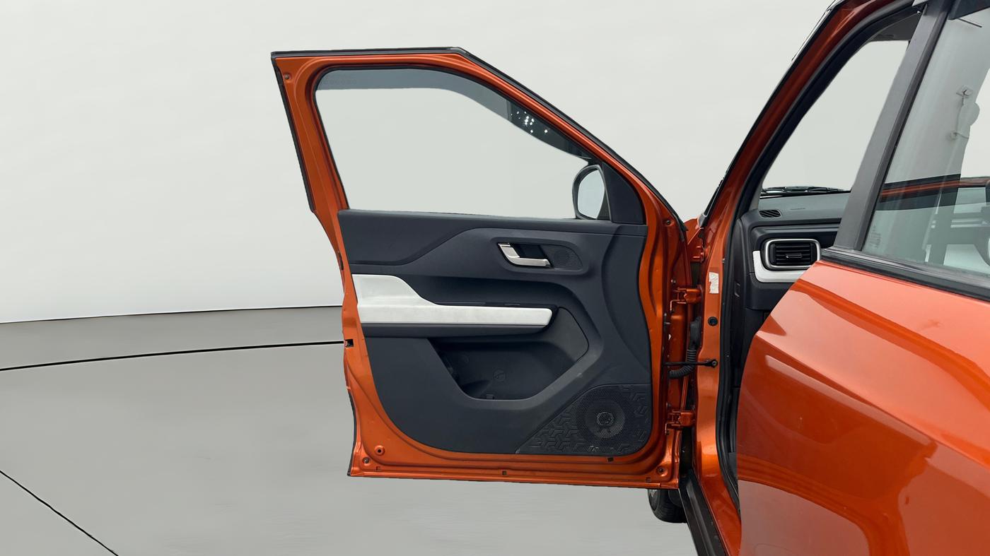 2022 Tata PUNCH CREATIVE  AMT, Petrol, Automatic, 30,558 km, LHS Front Door