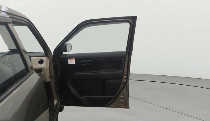 2019 Maruti New Wagon-R LXI CNG 1.0, CNG, Manual, 98,813 km, RHS Front Door