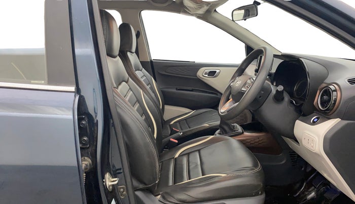 2023 Hyundai AURA SX 1.2 CNG, CNG, Manual, 34,413 km, Right Side Front Door Cabin