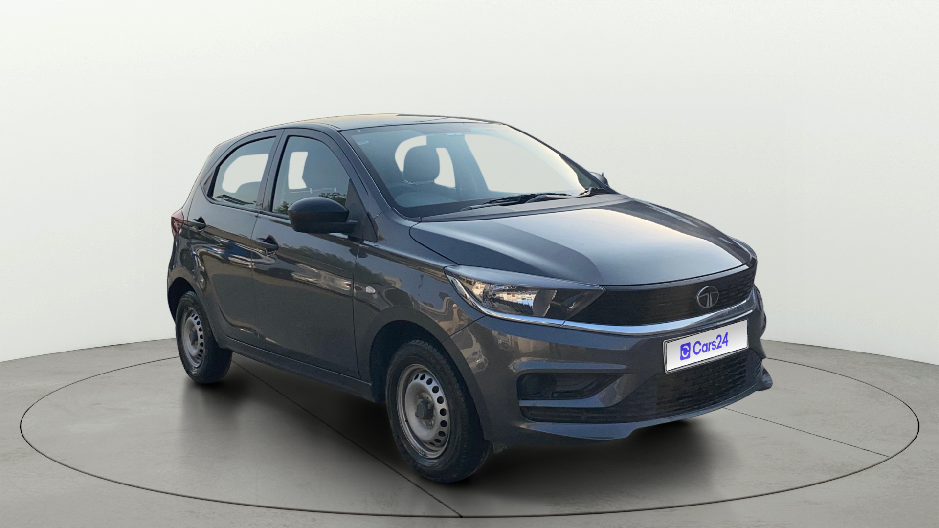 2025 Tata Tiago 2021-2026 XE PETROL