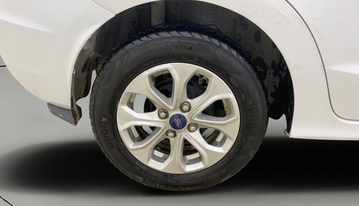 2018 Ford Figo Aspire TITANIUM 1.2 PETROL, CNG, Manual, 44,366 km, Right Rear Wheel