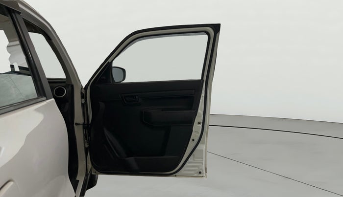 2020 Maruti S PRESSO VXI+, Petrol, Manual, 27,205 km, RHS Front Door