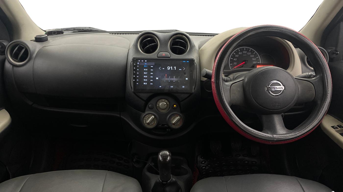 2015 Nissan Micra Active XV, Petrol, Manual, 91,978 km, Dashboard