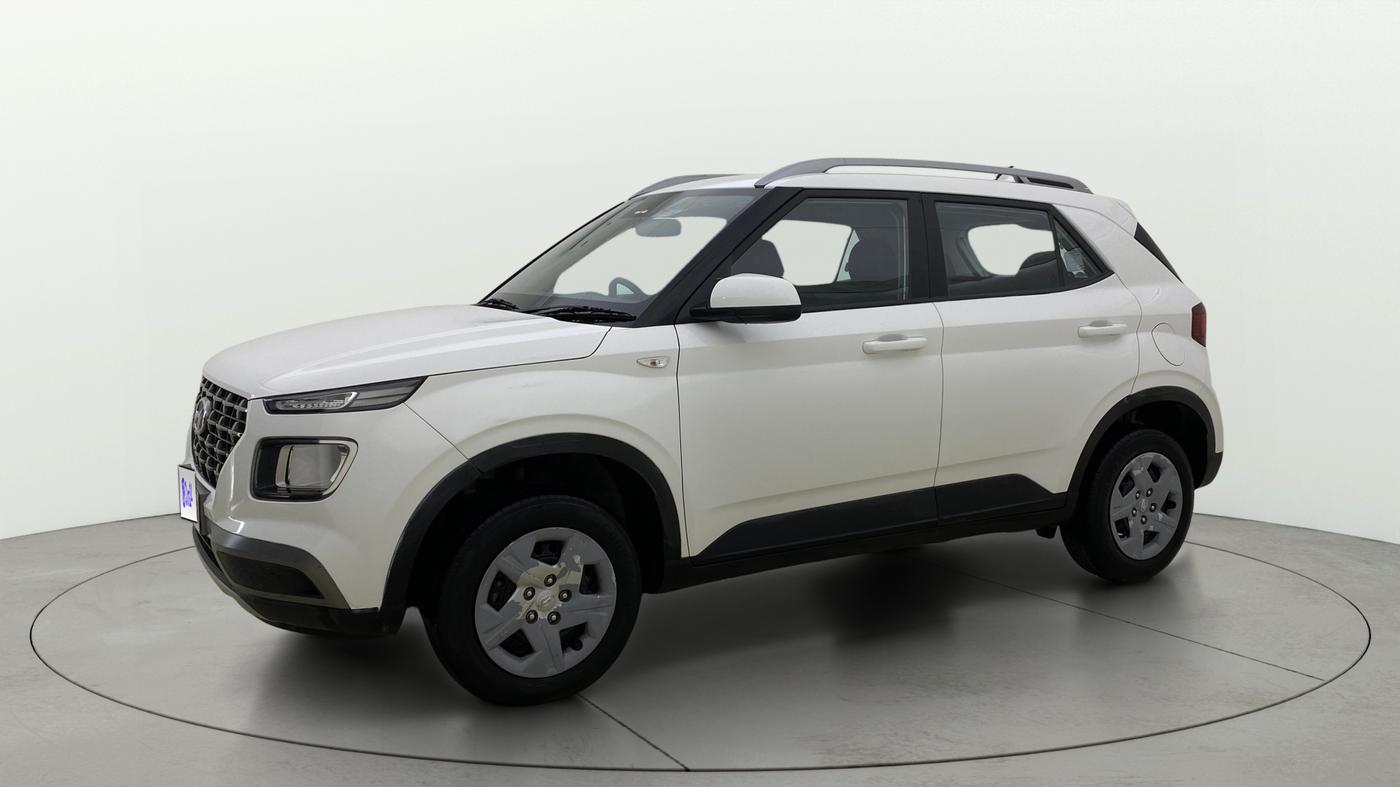 2022 Hyundai VENUE S 1.2, Petrol, Manual, 49,992 km, Left Front Diagonal