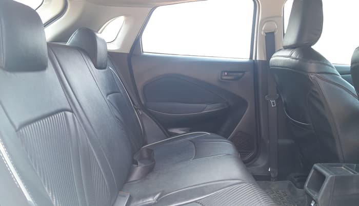 2022 Maruti Baleno DELTA PETROL 1.2, Petrol, Manual, 64,738 km, Right Side Rear Door Cabin