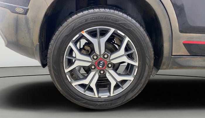 2019 KIA SELTOS GTX PLUS AT 1.5 DIESEL, Diesel, Automatic, 84,476 km, Right Rear Wheel