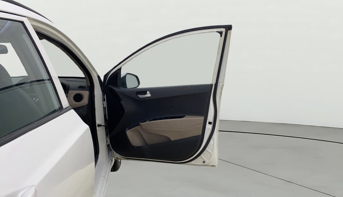 2015 Hyundai Grand i10 SPORTZ 1.2 KAPPA VTVT, Petrol, Manual, 53,268 km, RHS Front Door