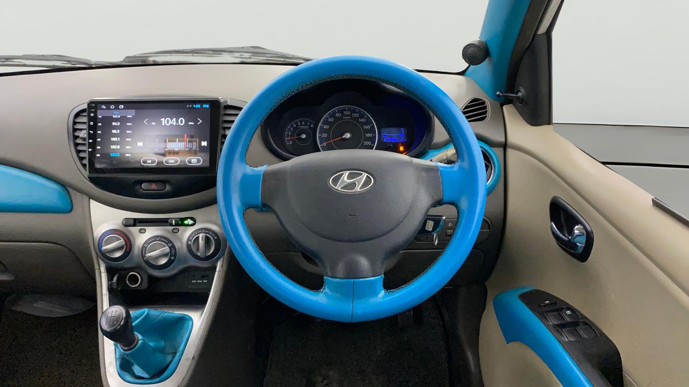 2015 Hyundai i10 SPORTZ 1.2, Petrol, Manual, 62,918 km, Steering Wheel Close Up
