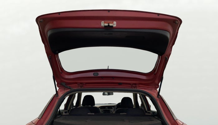 2019 Hyundai Elite i20 SPORTZ PLUS 1.2, Petrol, Manual, 48,195 km, Boot Door Open