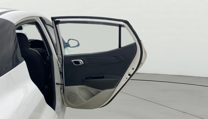 2023 Hyundai AURA SX 1.2 CNG, CNG, Manual, 59,761 km, RHS Rear Door