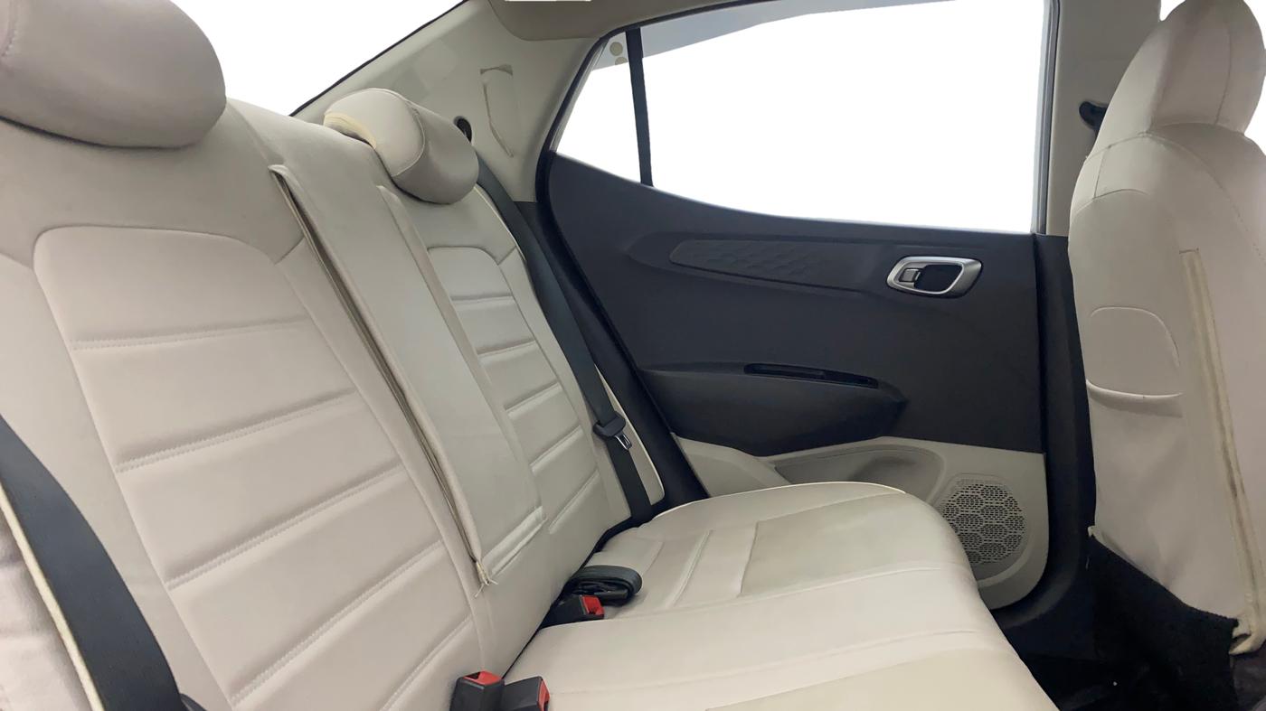 2021 Hyundai AURA SX PLUS 1.2 AMT, Petrol, Automatic, 33,045 km, Right Side Rear Door Cabin