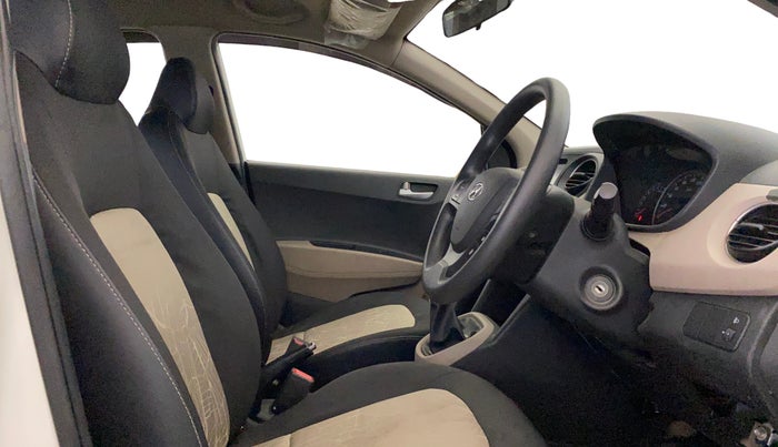 2017 Hyundai Grand i10 SPORTZ (O) 1.2 KAPPA VTVT, Petrol, Manual, 47,150 km, Right Side Front Door Cabin