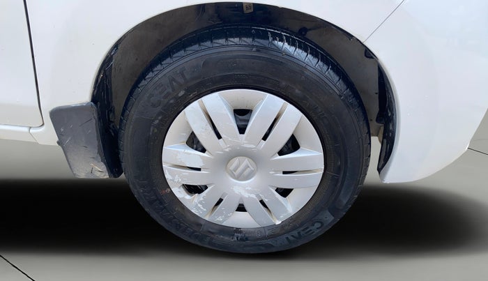 2022 Maruti Alto LXI O, Petrol, Manual, 39,246 km, Right Front Wheel