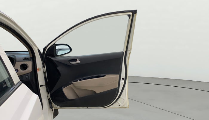 2014 Hyundai Grand i10 ASTA AT 1.2 KAPPA VTVT, Petrol, Automatic, 63,771 km, RHS Front Door