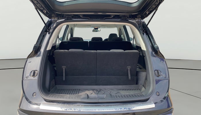 2021 MG HECTOR PLUS SUPER 1.5 PETROL TURBO HYBRID MT 7-STR, Petrol, Manual, 29,252 km, Boot Open Zoomed View
