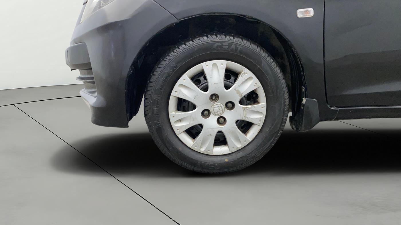 2013 Honda Brio S MT, Petrol, Manual, 83,654 km, Left Front Wheel