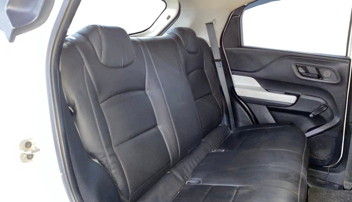 2023 Tata PUNCH PURE MT, Petrol, Manual, 45,900 km, Right Side Rear Door Cabin