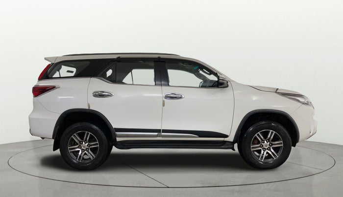 2018 Toyota Fortuner 2.8 4X2 MT, Diesel, Manual, 88,392 km, Right Side View