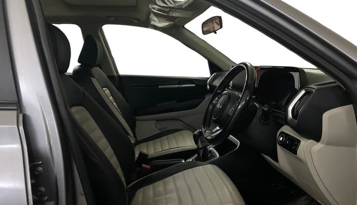 2022 KIA SONET HTX 1.0 IMT, Petrol, Manual, 85,337 km, Right Side Front Door Cabin