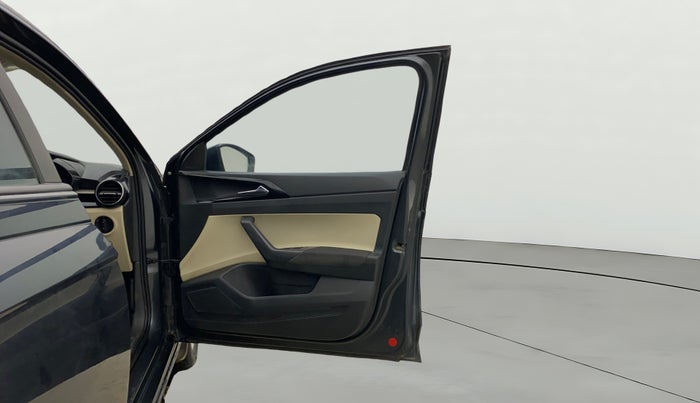 2022 Skoda SLAVIA AMBITION 1.0L TSI AT, Petrol, Automatic, 39,996 km, RHS Front Door