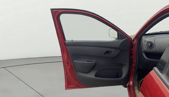 2016 Renault Kwid RXT 0.8, Petrol, Manual, 88,138 km, LHS Front Door