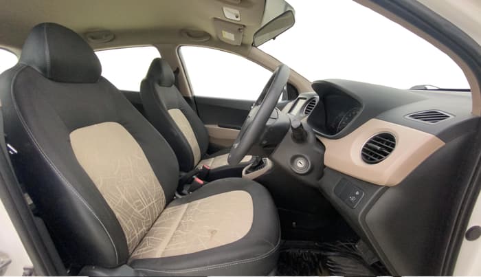 2017 Hyundai Grand i10 SPORTZ (O) AT 1.2 KAPPA VTVT, Petrol, Automatic, 45,708 km, Right Side Front Door Cabin