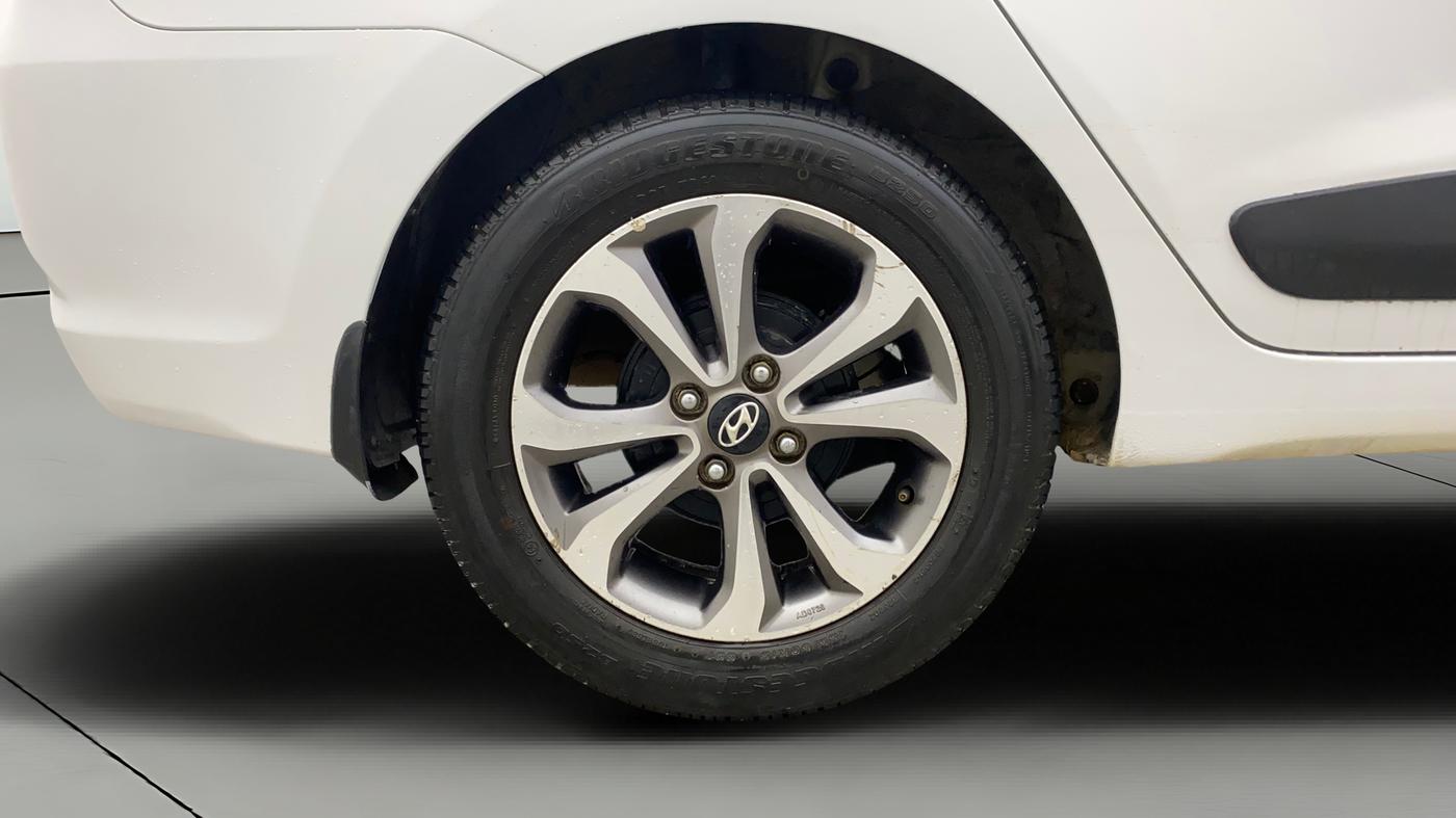 2016 Hyundai Xcent SX 1.2 (O), Petrol, Manual, 73,939 km, Right Rear Wheel