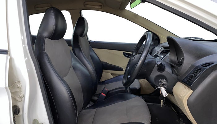 2013 Hyundai Eon MAGNA +, Petrol, Manual, 73,242 km, Right Side Front Door Cabin