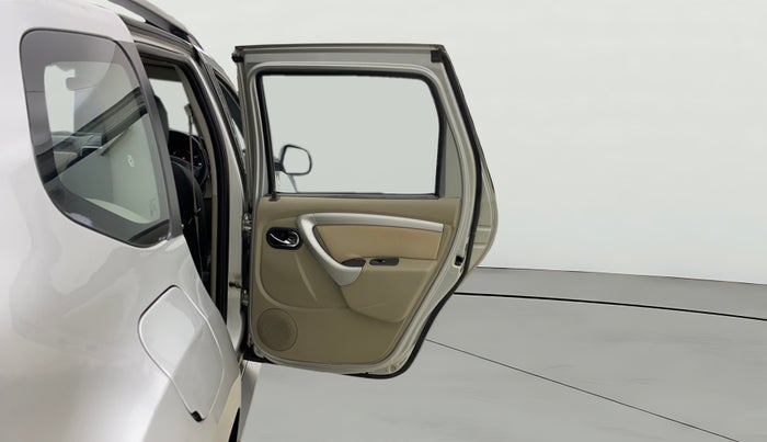 2016 Nissan Terrano XL (P), Petrol, Manual, 1,09,757 km, RHS Rear Door