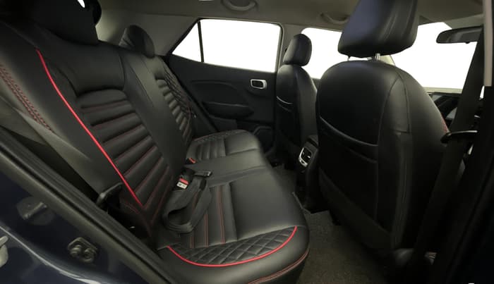 2022 Hyundai VENUE S 1.2, Petrol, Manual, 20,845 km, Right Side Rear Door Cabin
