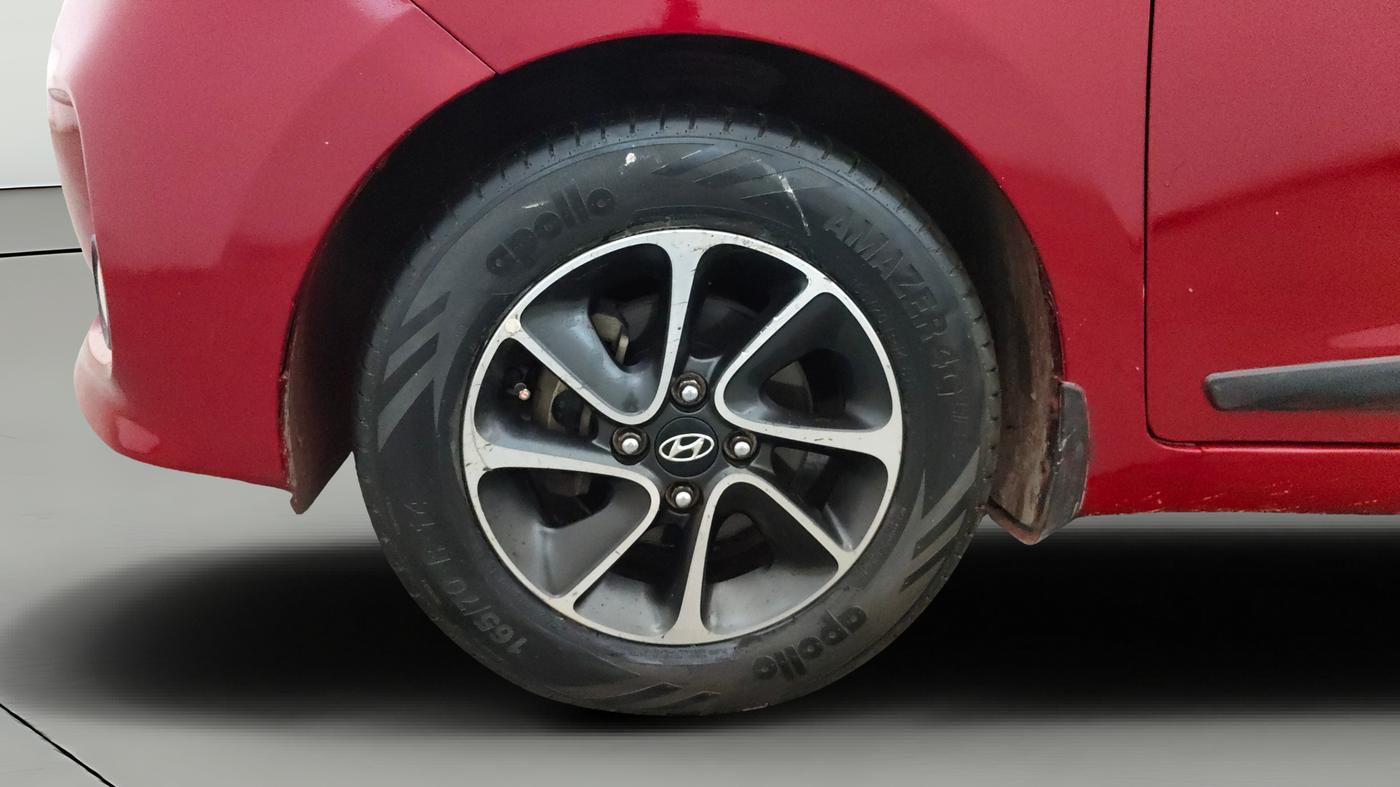2017 Hyundai Grand i10 SPORTZ (O) AT 1.2 KAPPA VTVT, Petrol, Automatic, 69,502 km, Left Front Wheel