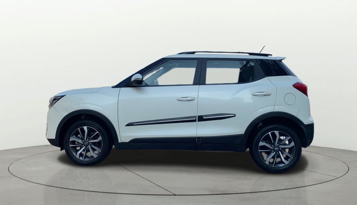 2021 Mahindra XUV300 W8 (O) 1.5 DIESEL, Diesel, Manual, 22,665 km, Left Side