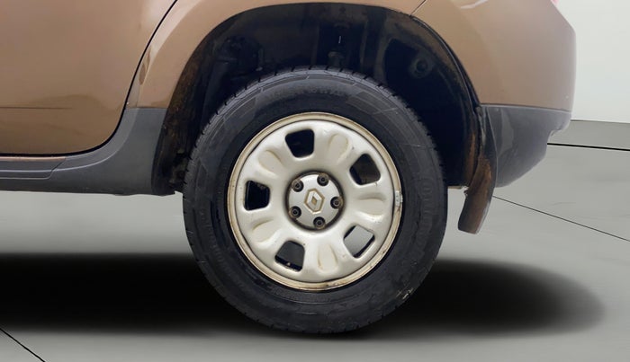 2014 Renault Duster 85 PS RXL DIESEL, Diesel, Manual, 1,03,375 km, Left Rear Wheel