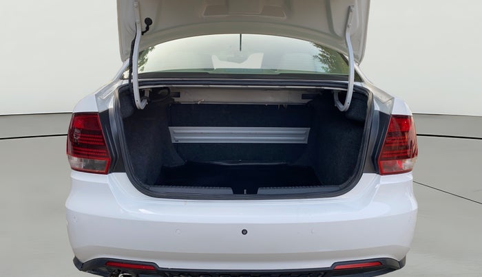 2020 Volkswagen Vento HIGHLINE 1.0L TSI AT, Petrol, Automatic, 93,038 km, Boot Open Zoomed View