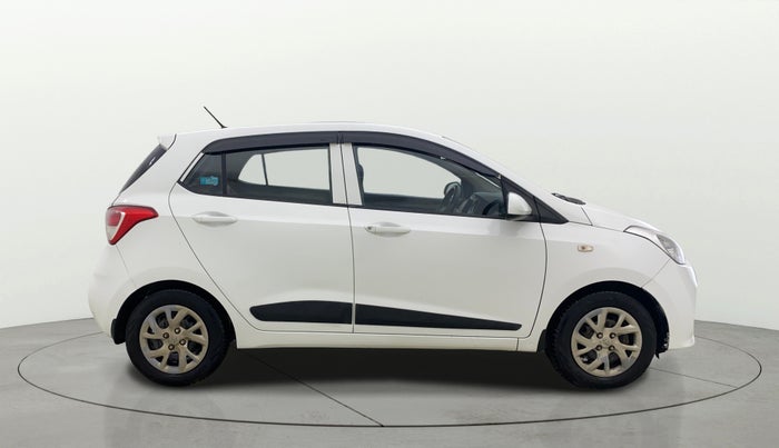 2017 Hyundai Grand i10 MAGNA 1.2 KAPPA VTVT, CNG, Manual, 66,826 km, Right Side View