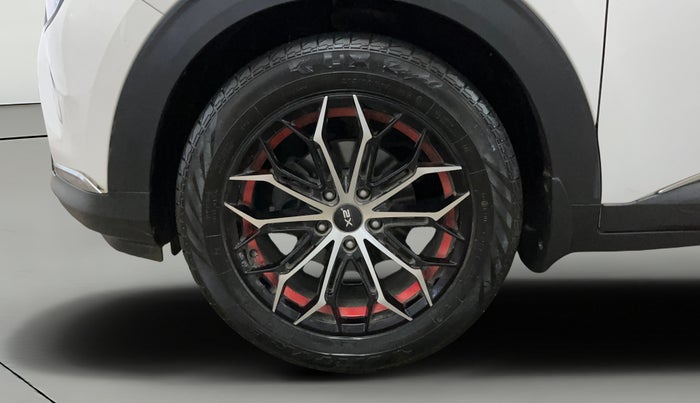 2023 KIA CARENS PREMIUM 1.5 PETROL 7 STR, Petrol, Manual, 16,745 km, Left Front Wheel