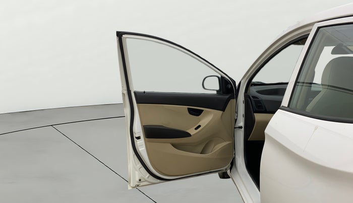 2018 Hyundai Eon MAGNA +, Petrol, Manual, 15,357 km, LHS Front Door