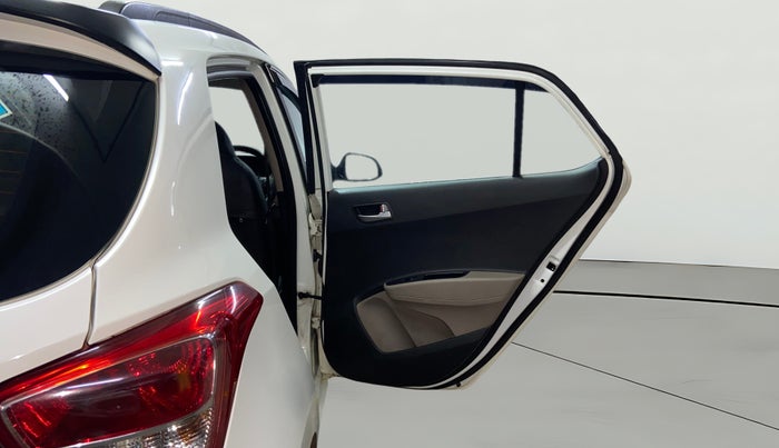 2019 Hyundai Grand i10 ASTA 1.2 KAPPA VTVT, CNG, Manual, 67,283 km, RHS Rear Door
