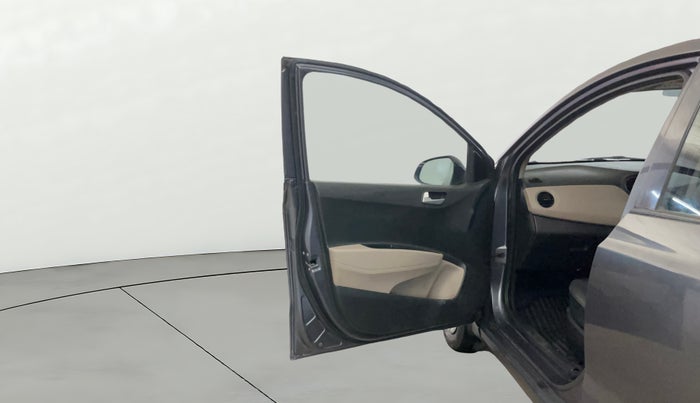 2017 Hyundai Grand i10 SPORTZ 1.2 KAPPA VTVT, Petrol, Manual, 45,957 km, LHS Front Door