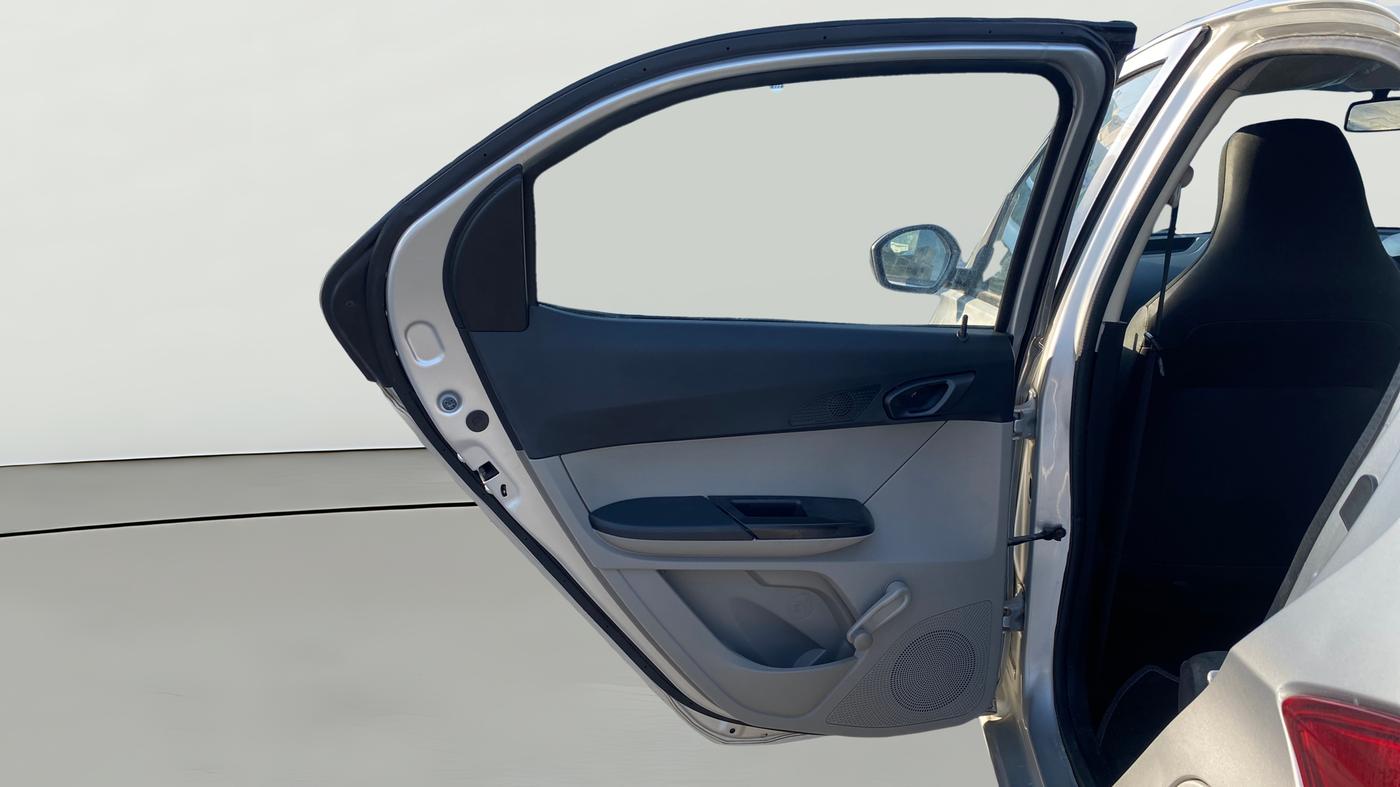 2017 Tata Tiago XE PETROL, Petrol, Manual, 21,511 km, LHS Rear Door