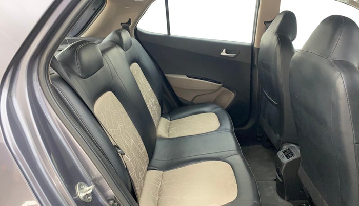 2019 Hyundai Grand i10 SPORTZ AT 1.2 KAPPA VTVT, Petrol, Automatic, 35,896 km, Right Side Rear Door Cabin