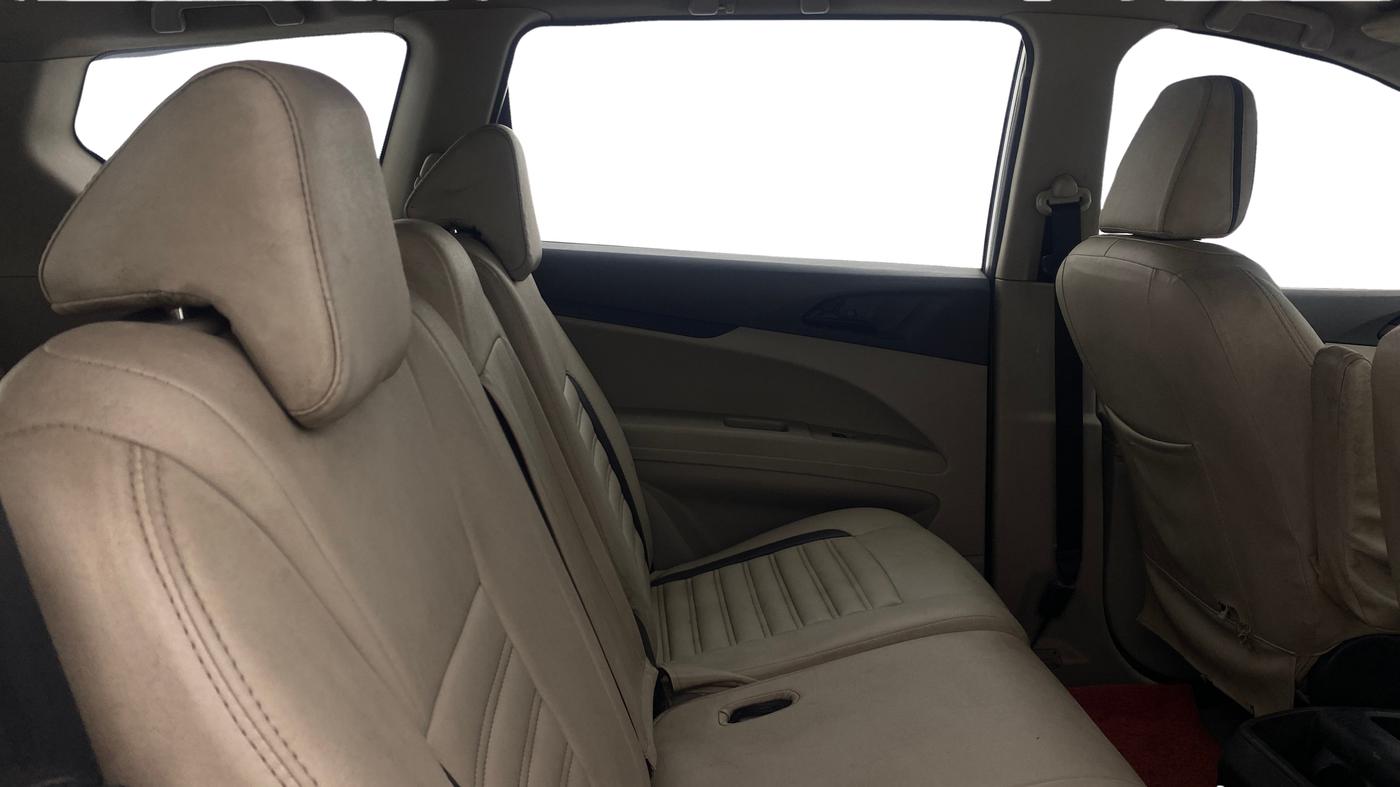 2019 Mahindra MARAZZO M2 8 STR, Diesel, Manual, 1,12,260 km, Right Side Rear Door Cabin